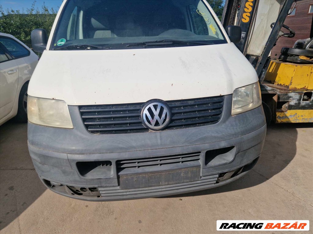 Volkswagen Transporter T5 bontott alkatrészei 2. kép