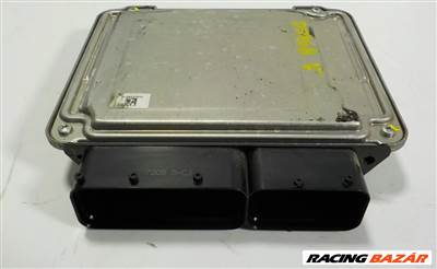 Skoda Scala motorvezérlő  04c906025k