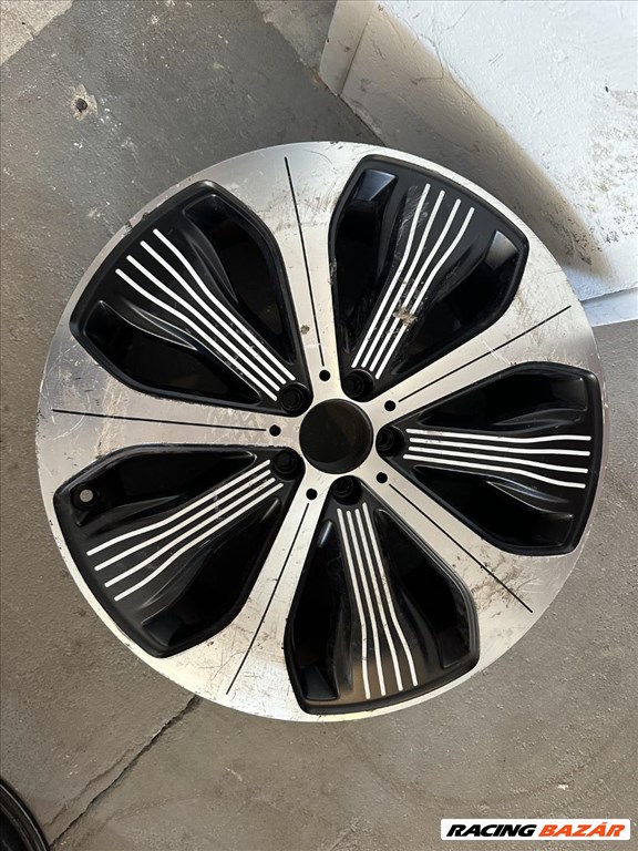 R20 ORiginal Mercedes 8.5J ET30 - A293 401 0500 A2934010500 1db felni 1. kép