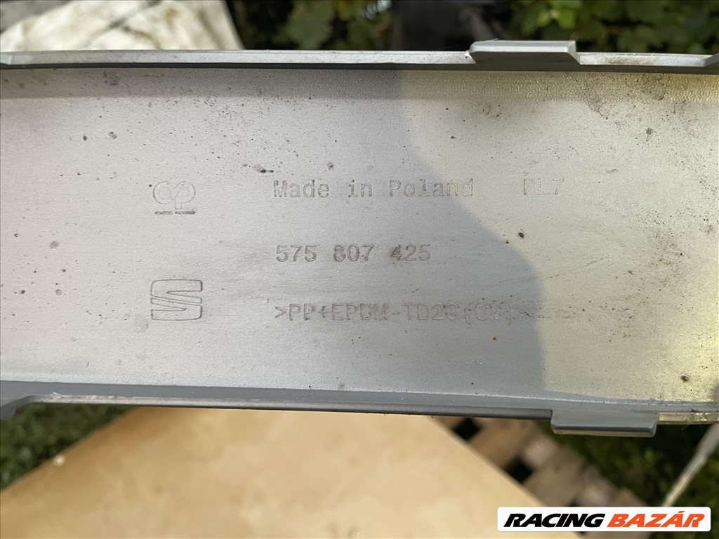 Seat Ateca Hátsó lökhárító alatti műanyag TOLDAT 575807425 2. kép