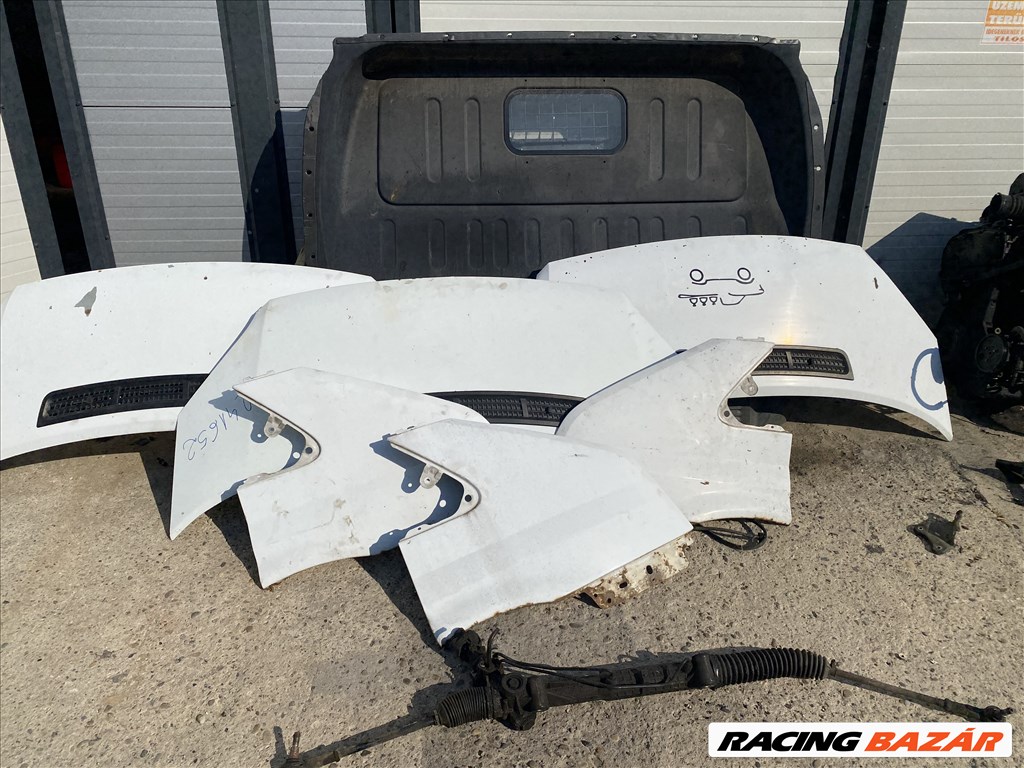 Ford Transit motorháztető sárvédők hátfal  1. kép