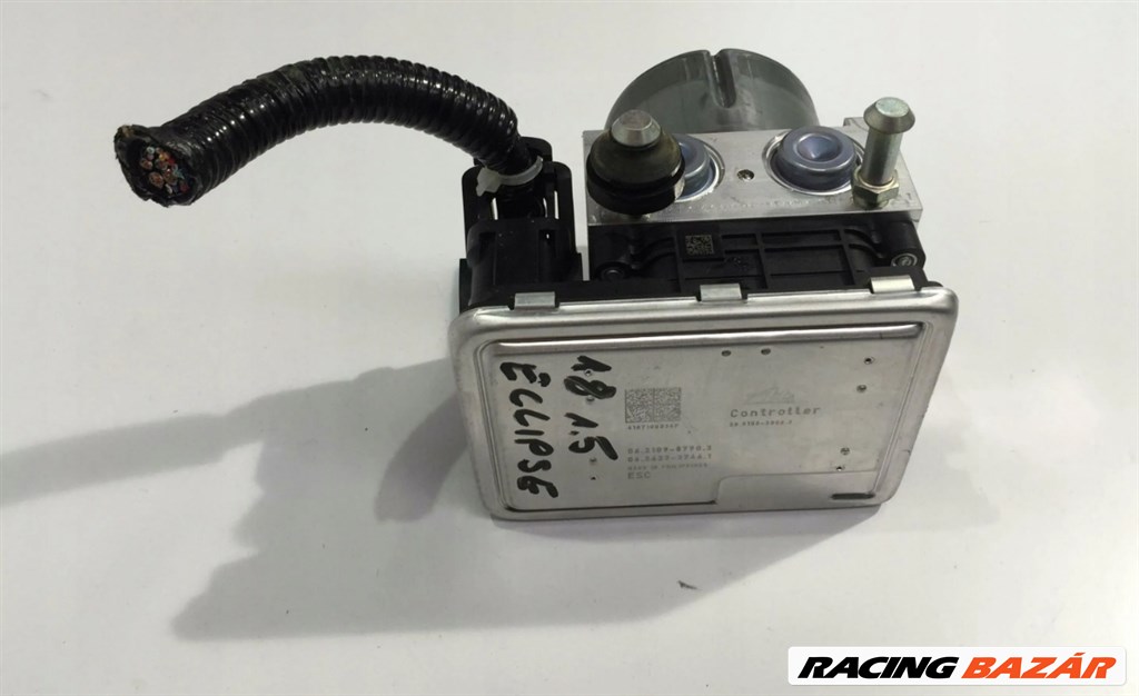 Mitsubishi Eclipse Cross ABS kocka  4670b709 1. kép