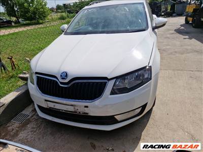 Skoda Octavia III bontott alkatrészei