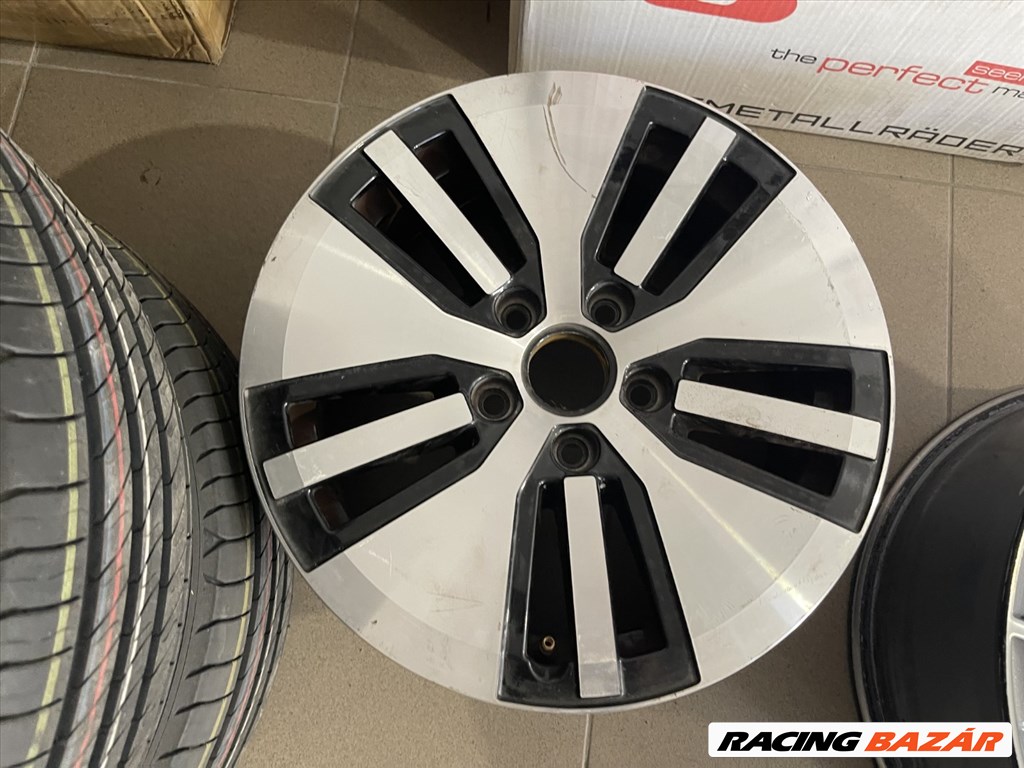 R16 Original Volkswagen 6.5J ET46 - 5GE 601 025 5GE601025 2db felni 2. kép