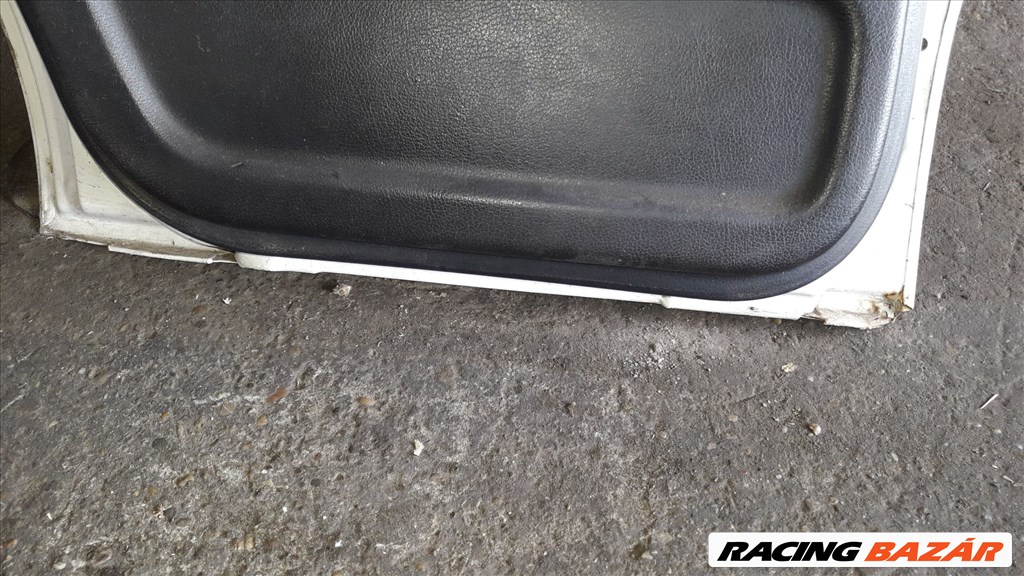 Audi A4 B5 Bal Hátsó Ajtó 5. kép