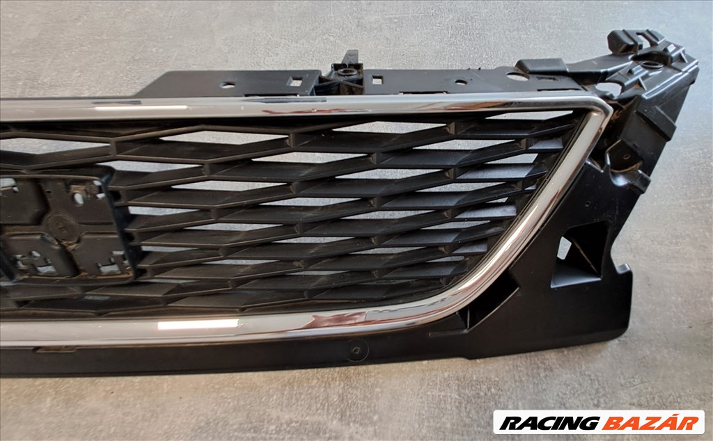 Seat Leon III. 5F1 középső hűtő díszrács  5f0853654f 5. kép