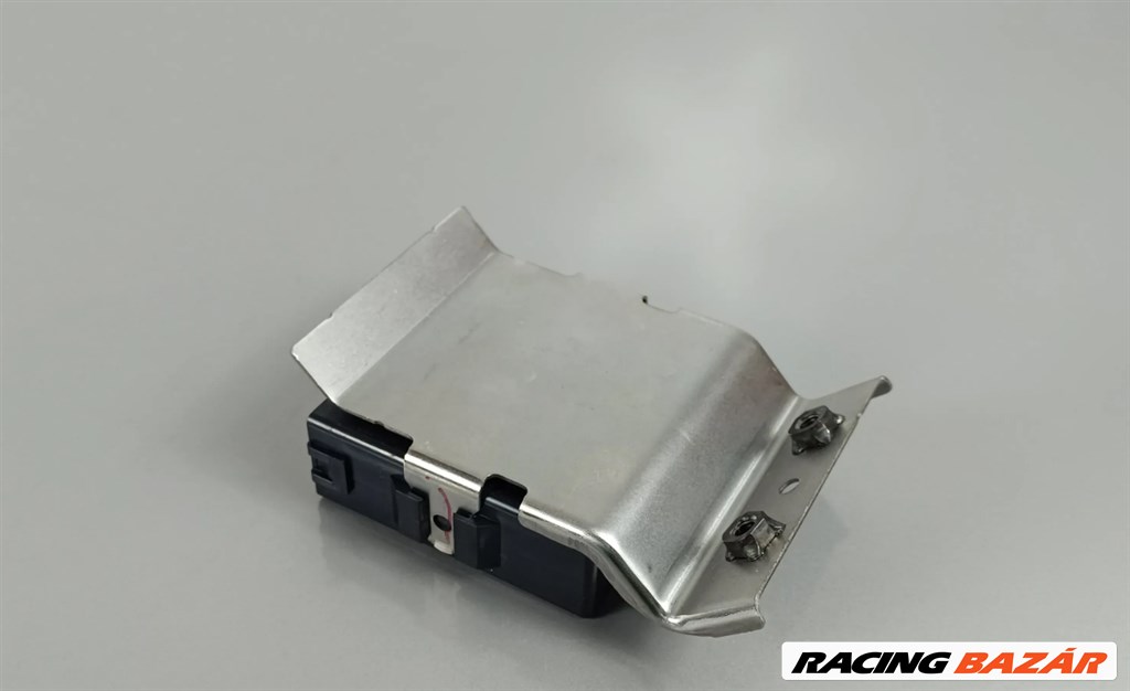 Mitsubishi Eclipse Cross tolatóradar elektronika 4815a165 3. kép