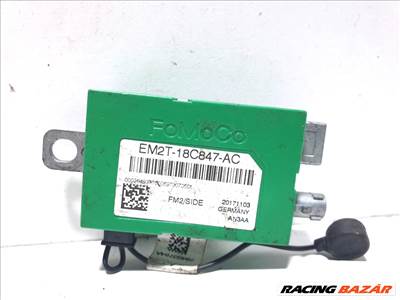 Ford Galaxy Mk2 antenna erősítő  em2t18c847ac