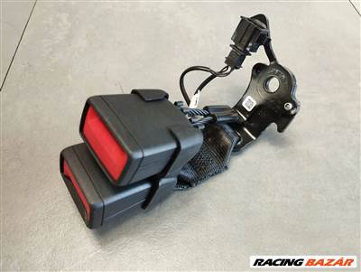Audi A3 (8Y) hátsó biztonsági öv csat 8y0857739m