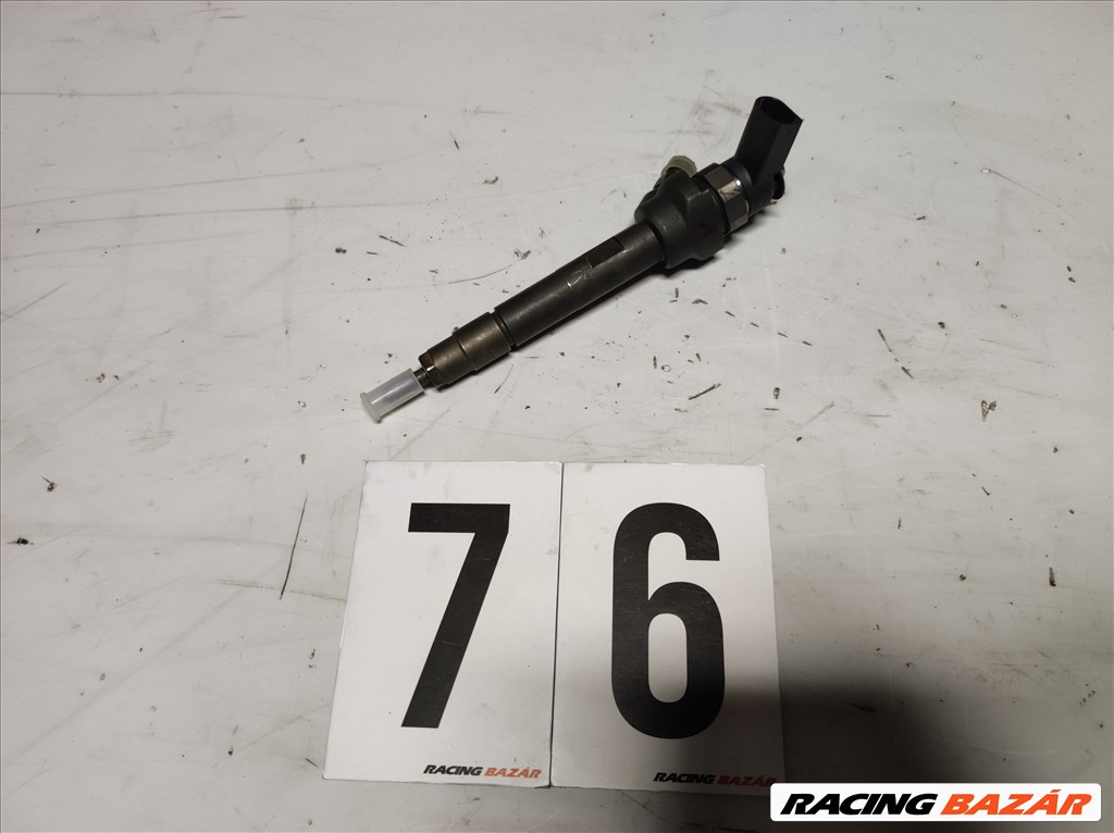 BMW 3-as sorozat E90, E91, E92, E93 porlasztó , 18d , N47 7798446 1. kép
