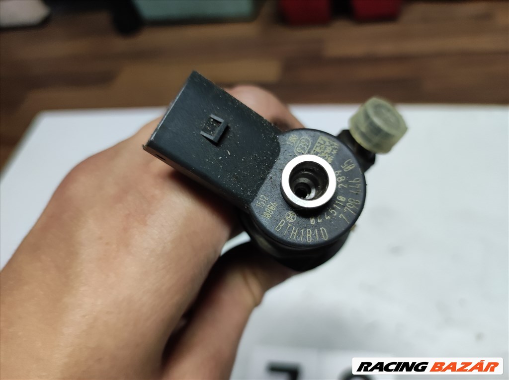 BMW 3-as sorozat E90, E91, E92, E93 porlasztó , 18d , N47 7798446 2. kép