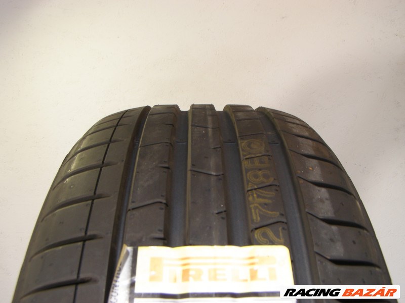 Pirelli Pzero  245/40 R21  1. kép