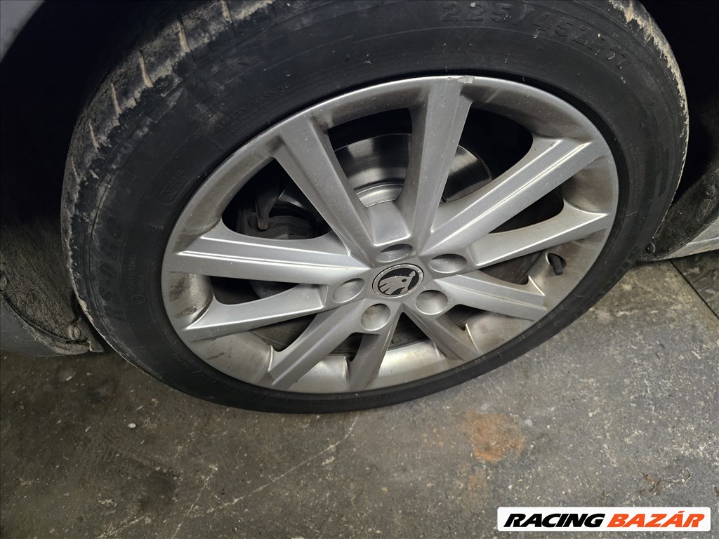 Skoda Octavia III bontott alkatrészei 1.6crtdi CXX 7. kép