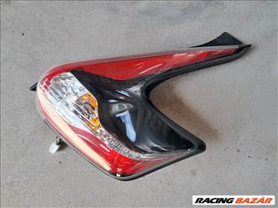 Nissan Juke I faceliftes Jobb hátsó lámpa 