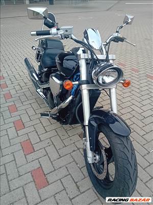 Suzuki intruder m800 elado