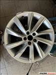 R17 Original Skoda 6.5J ET40 - 657 601 025D  657601025D 2db alufelni