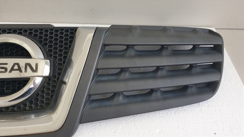 508725 Nissan Qashqai 2007, Hűtőrács, Díszrács,  62310-JD00B. 5. kép