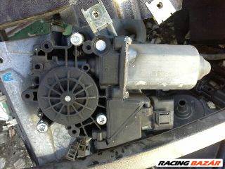 Audi A4 (B5 - 8D) Jobb Első Ablakemelő Motor *19986*
