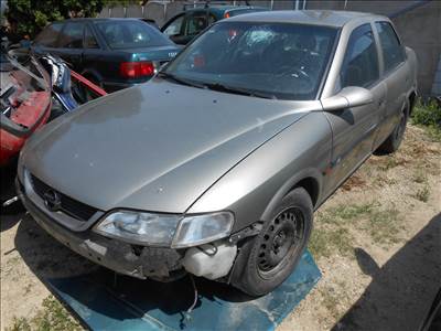 OPEL VECTRA B (J96) 1.6 I 16V (F19) Bontott gépjármű