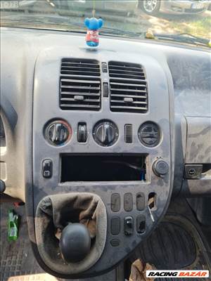 Mercedes Vito 638 cdi középkonzol keret