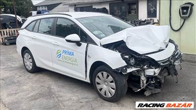 Opel Astra K Kombi Job hátsó ajtó Argon ezüst Z176