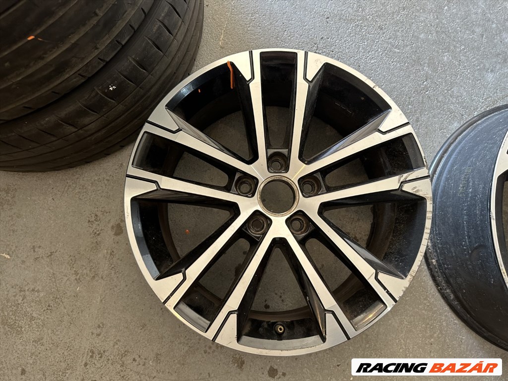 R17 Original Volkswagen 7J ET40 - 3G0 601 025M 3G0601025M 1db alufelni 1. kép
