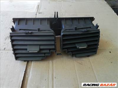 Renault Mégane II Középső szellőző 