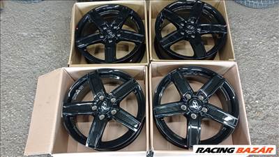  5x114.3 lyukosztású 6,5JJ 16" új C4W alufelni