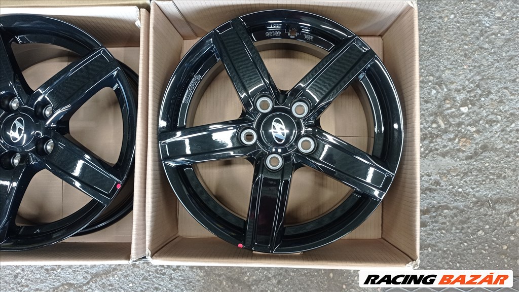  5x114.3 lyukosztású 6,5JJ 16" új C4W alufelni 3. kép