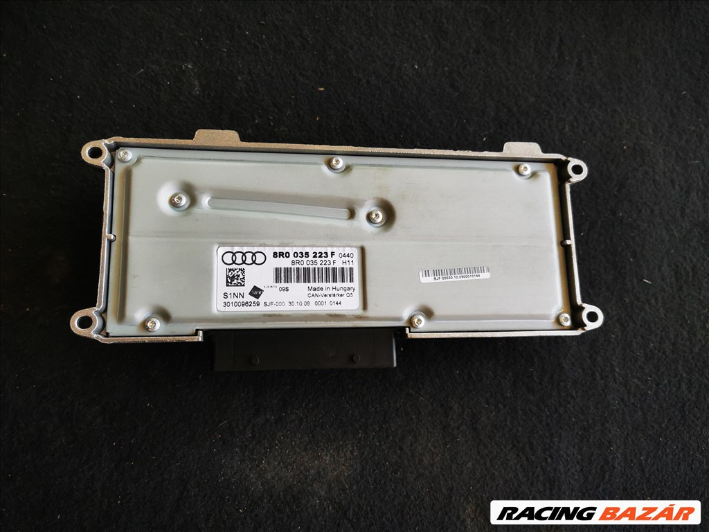 Audi A4 (B8 - 8K) B8 - 8K erősítő  8r0035223f 2. kép