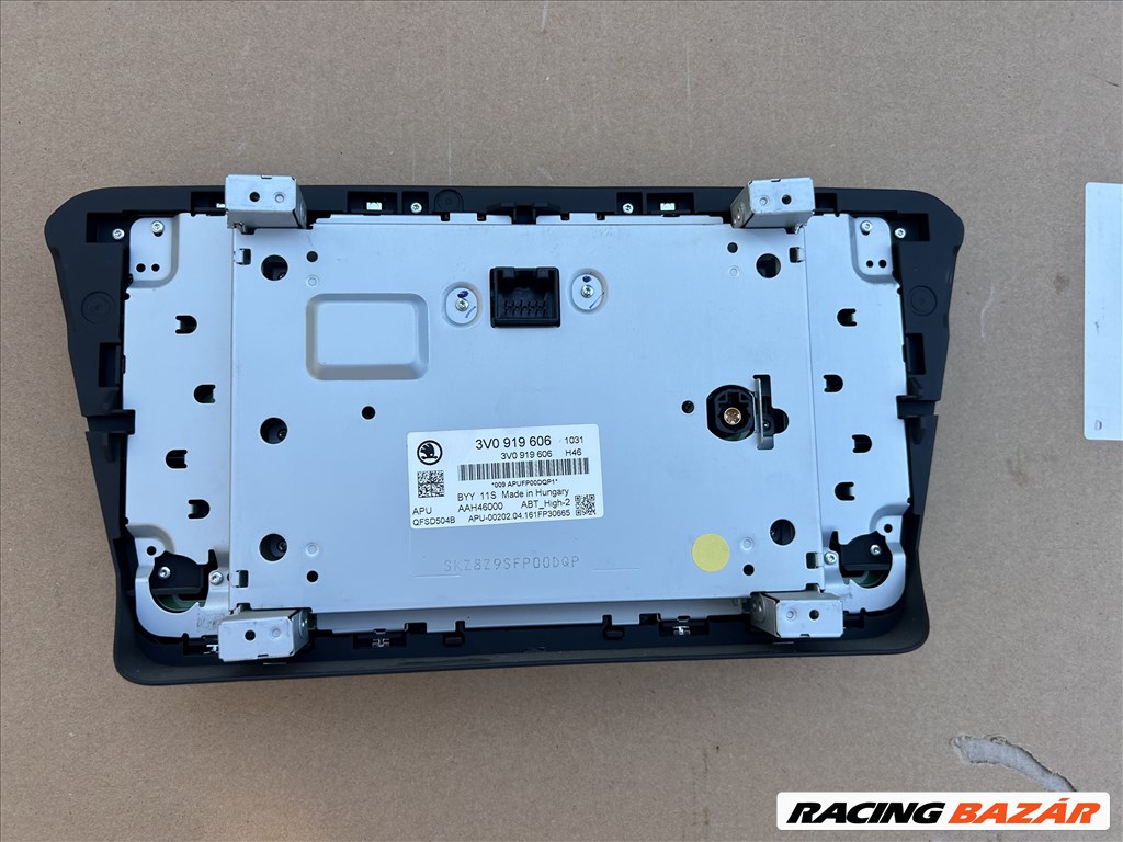 Skoda Superb III 2.0 TDI fejegység  3v0916606 2. kép