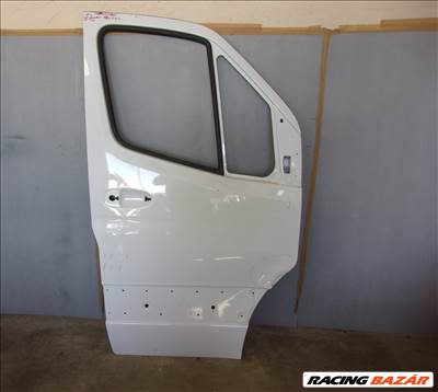 MERCEDES SPRINTER A907 A910 jobb első ajtó 2018-