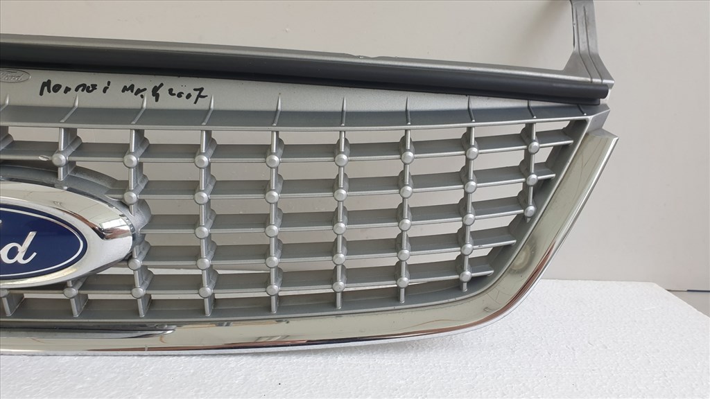 508713 Ford Mondeo MK4 2007, Hűtőrács, Díszrács, Hűtőmaszk, 7S71-8200-A 4. kép