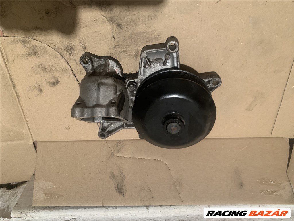 BMW Vizpumpa Vízpumpa N47D20 N470D20A N47D20C N47D 7807311 2. kép