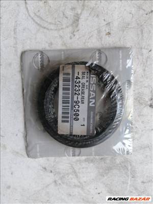 Nissan Navara (D22) Kerékagy Szimmering 432329c500