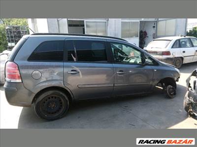 Opel Zafira B Jobb hátsó ajtó "132523"