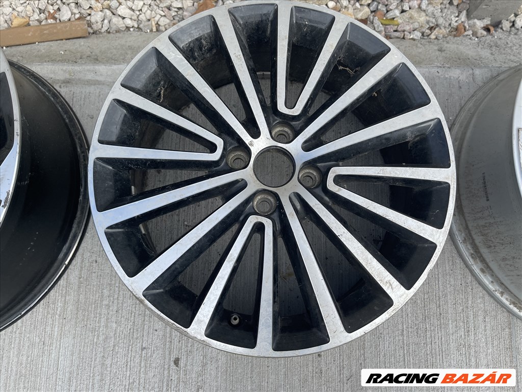 R17 Original Volkswagen 6.5J ET43 - 1S0 601 25BT 1S0601025BT 1db felni 1. kép