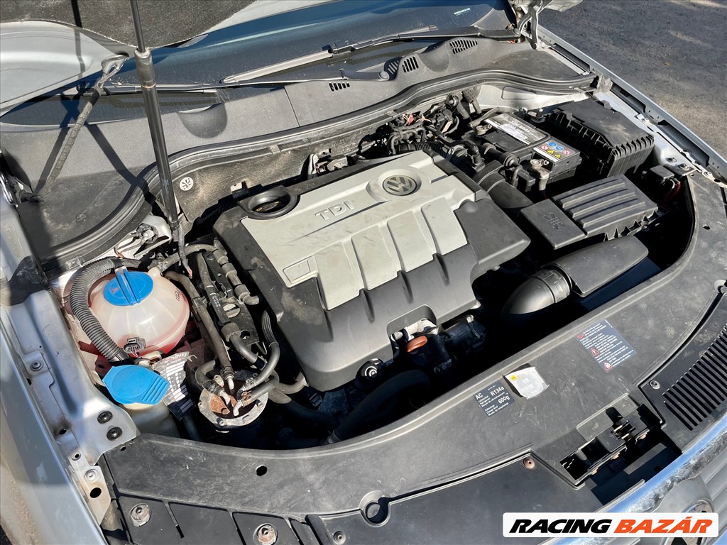 Volkswagen Passat B6 2.0 CRTDi Bontott Alkatrészei 1. kép