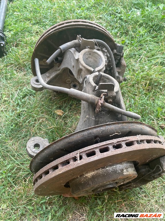 Volkswagen Passat B6 2.0 CRTDi Bontott Alkatrészei 16. kép