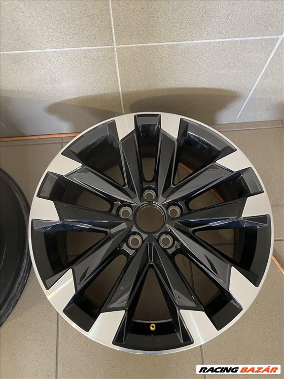 R16 Original Volkswagen 6J ET35 - 2Gm 601 025C 2GM601025C 1db felni 1. kép