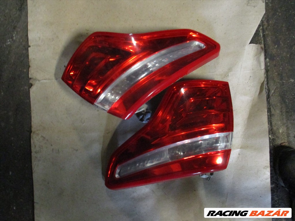 Citroën C4 Picasso I hátsó lámpa  1. kép