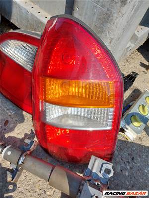 Opel Zafira A bal hátsó lámpa 