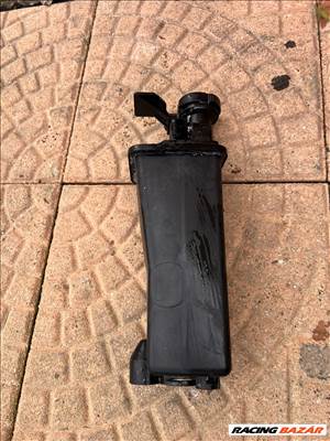 BMW E46 kiegyenlítő tartály 17117573780