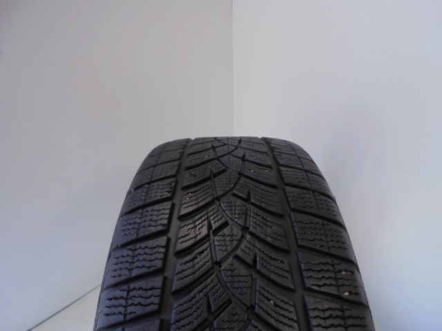 Goodyear Ultragrip Performance G1 225/55 R18  1. kép