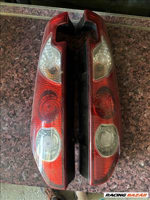 Renault Kangoo II Hátsó lámpa OLDALRA NYÍLÓS
