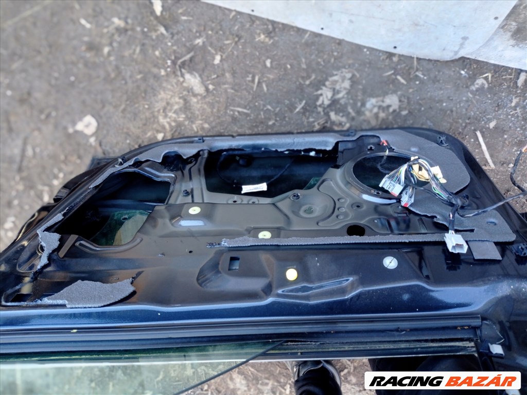 Ford Mondeo Mk4 jobb első ajtó  2. kép