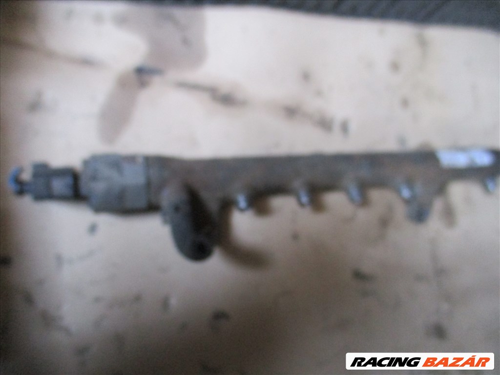 Volkswagen Golf VI Skoda Audi Seat 1.6 TDI közös nyomócső rail cső 03L130089B 1. kép