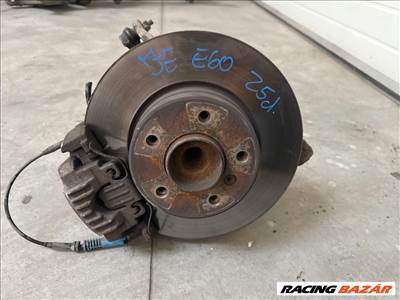 BMW E60 E61 525d 256d2 jobb első csonkállvány 
