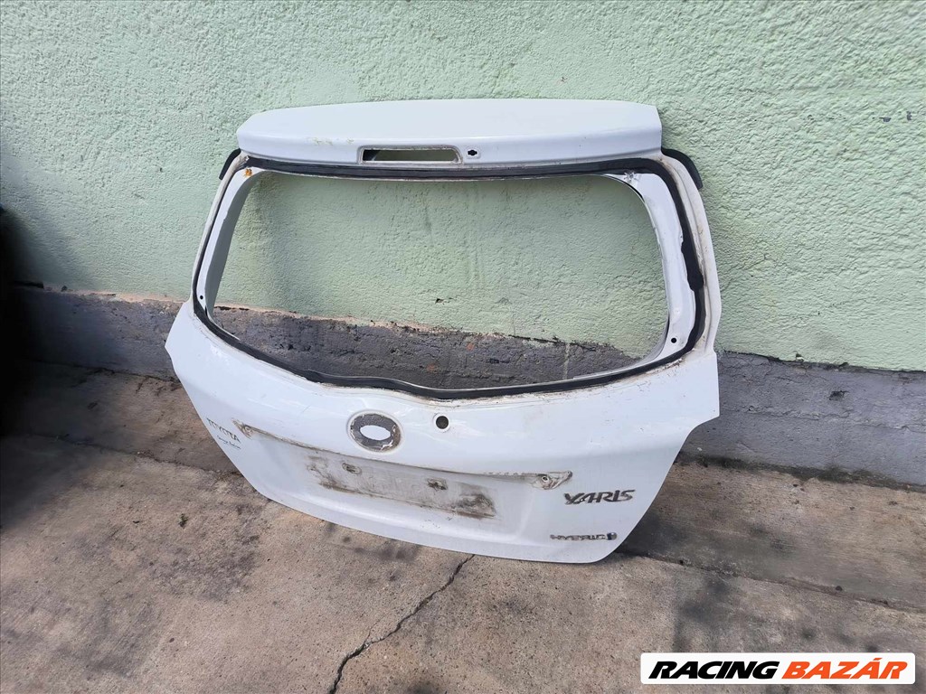 Toyota Yaris (XP130/XP150) Csomagtérajtó (üres lemez) 4. kép