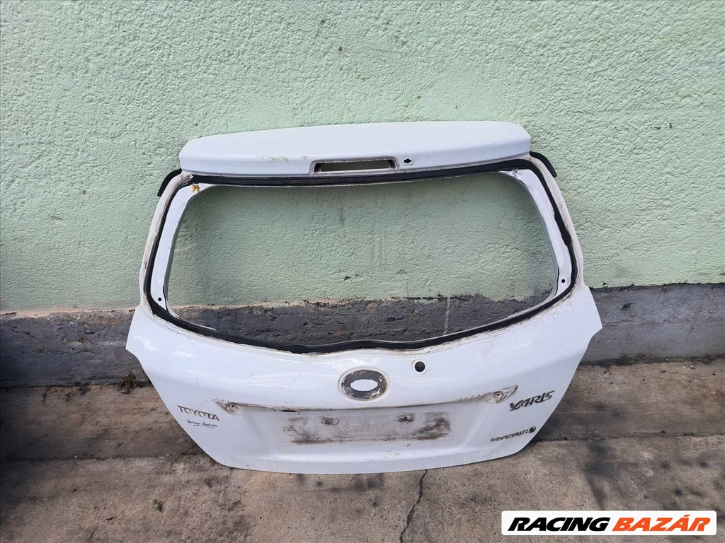 Toyota Yaris (XP130/XP150) Csomagtérajtó (üres lemez) 6. kép